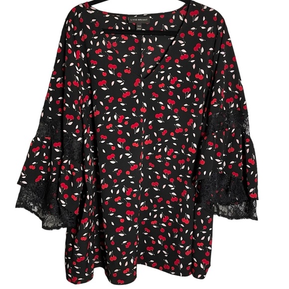 Lane Bryant Cherry print blouse tiered flare sleeves black lace size 22 / 24 red - Picture 2 of 6